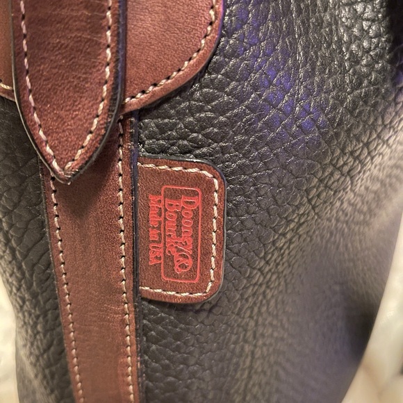 Dooney and Bourke Y171 Drawstring bag - Picture 5 of 13